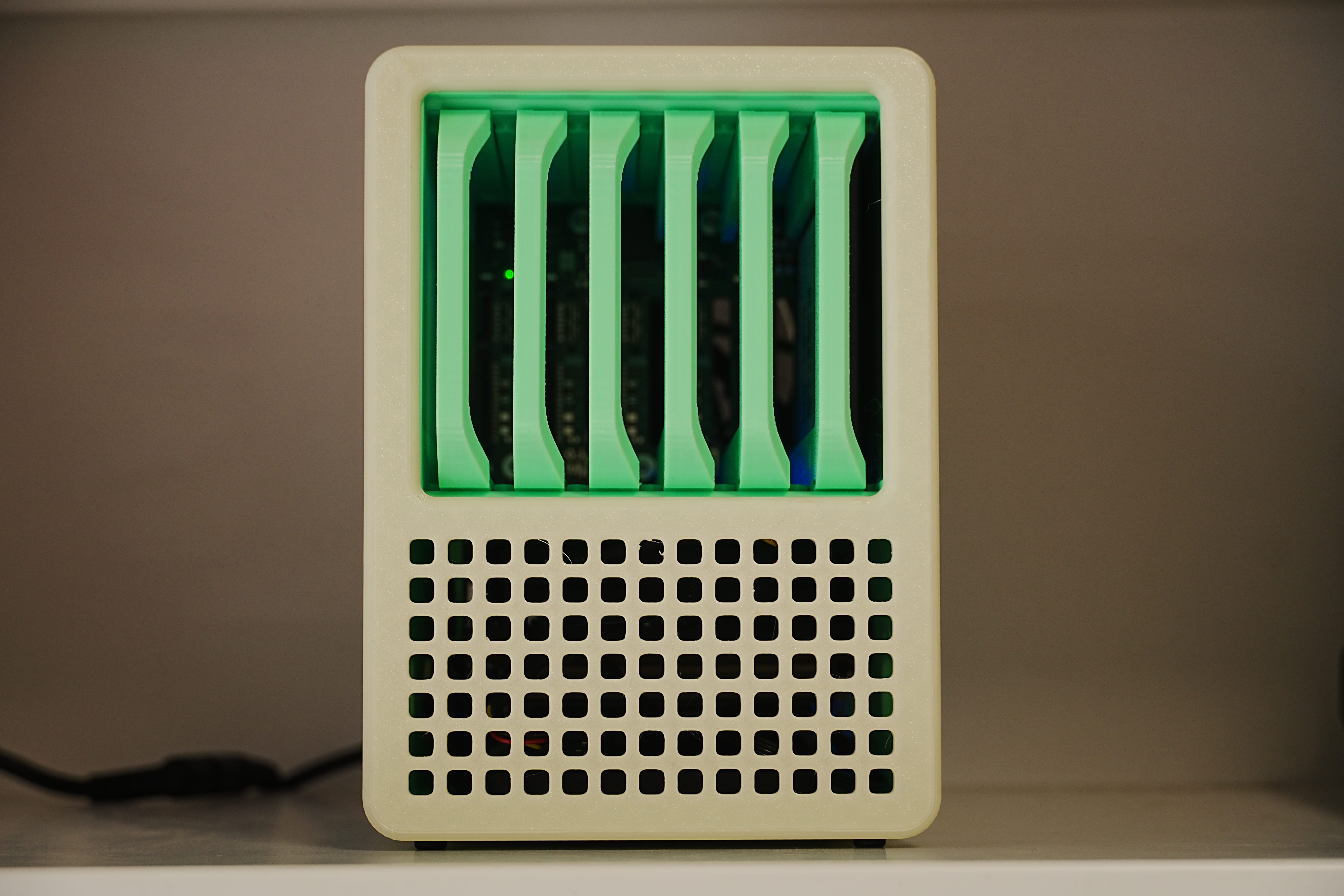 DIY 6盘全闪 QNAS MINI